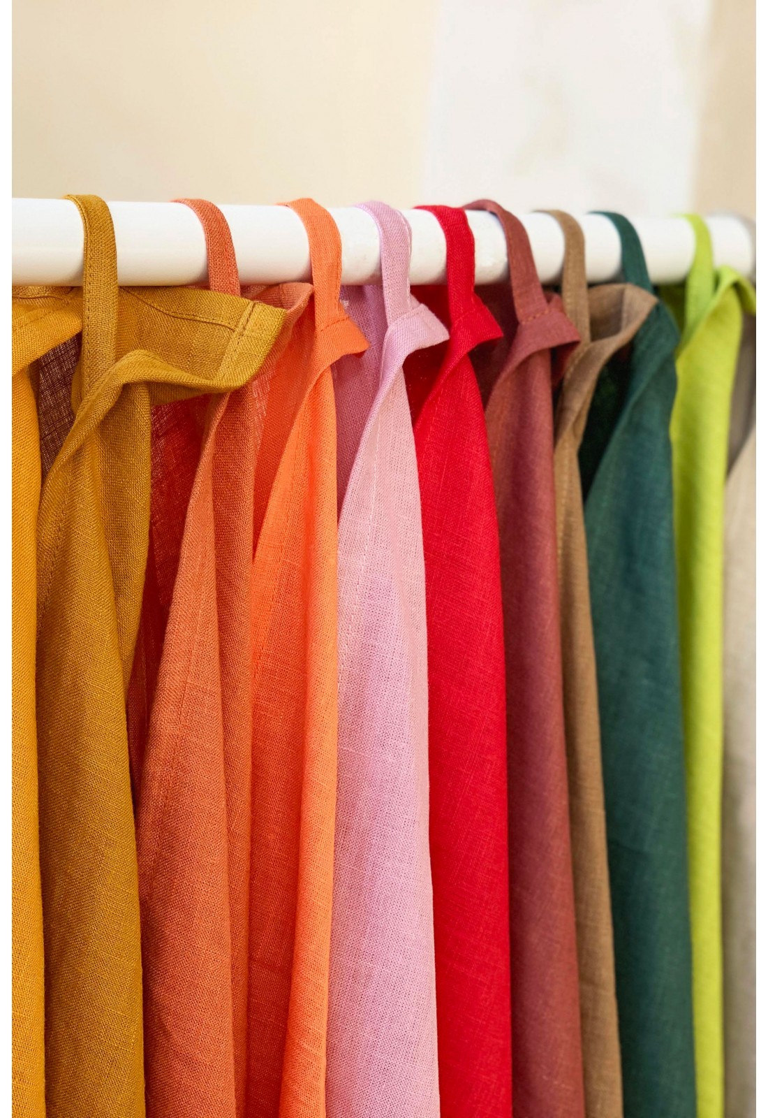 https://www.touchablelinen.com/image/cache/catalog/products/19/Linen-towel-All-colors-and-size-6-1100x1600.jpg