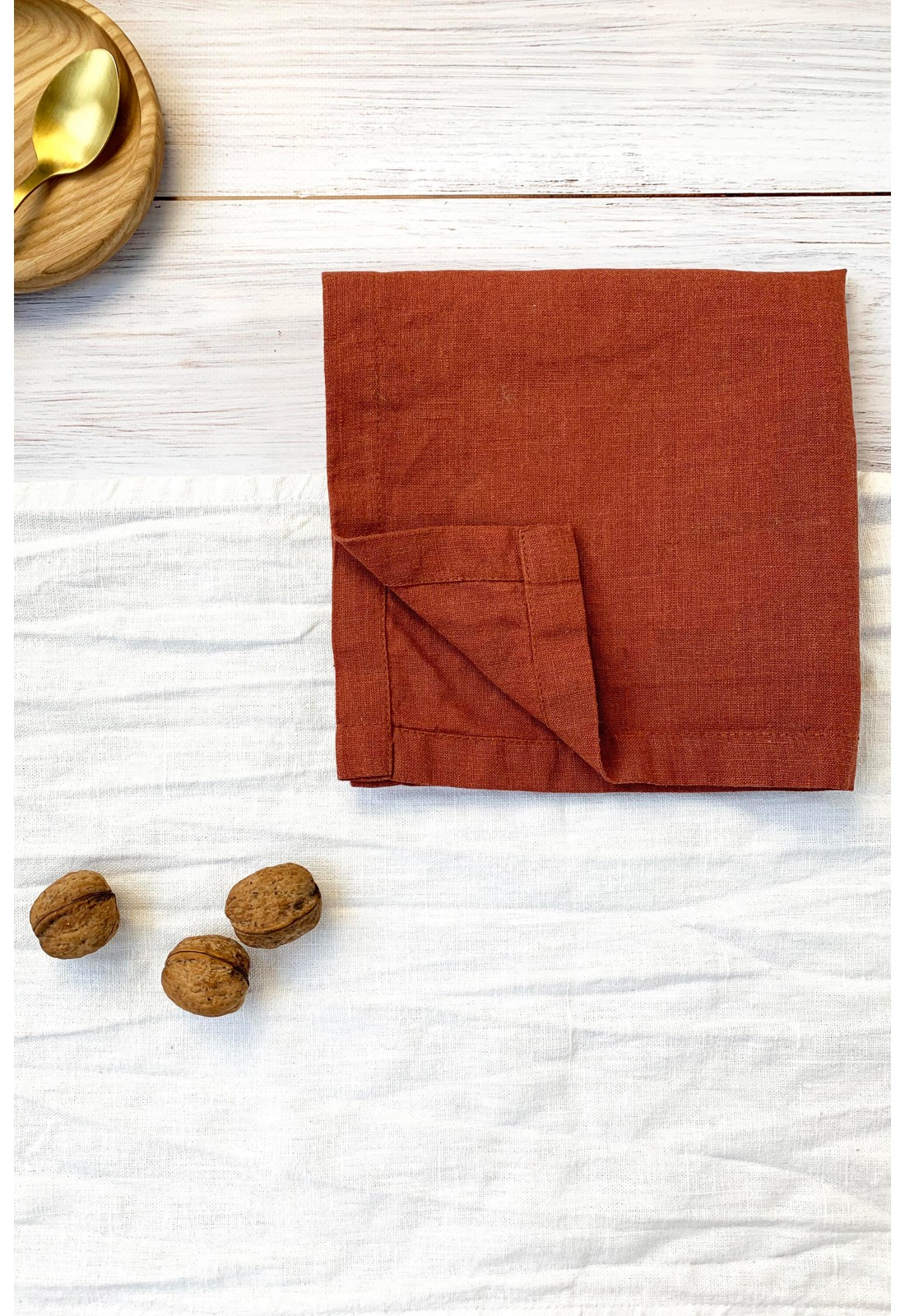 Burnt Orange Polyester Napkins (10 Count) – Affordable & Luxury Event  Rentals