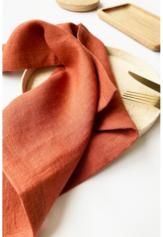 https://www.touchablelinen.com/image/cache/catalog/products/20/Linen-napkins-in-Terracotta-Burnt-orange-9-550x800.jpg