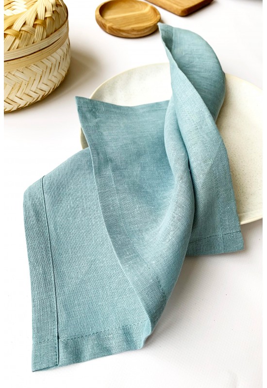 https://www.touchablelinen.com/image/cache/catalog/products/21/Linen-napkins-in-Dusty-blue-6-550x800.jpg