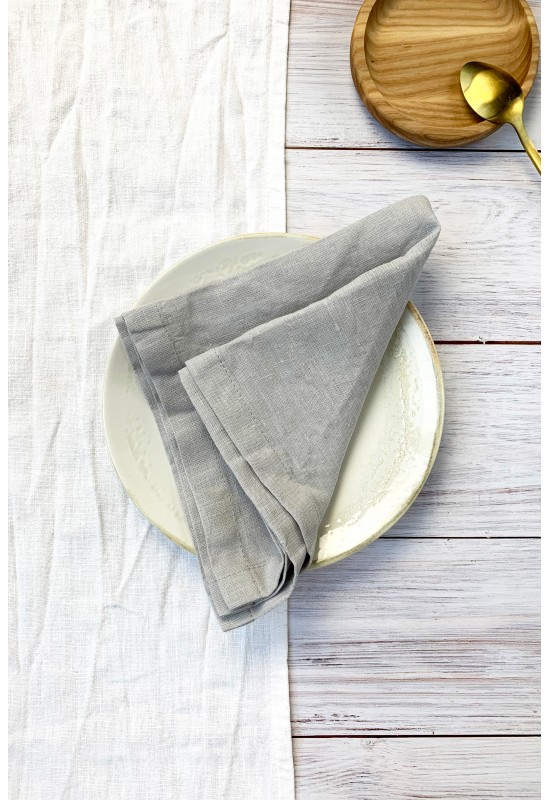 https://www.touchablelinen.com/image/cache/catalog/products/22/Linen-napkins-All-colors-and-sizes-15-550x800.jpg