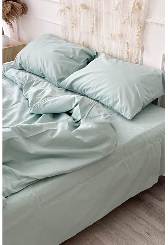 Cotton bedding in Sage green