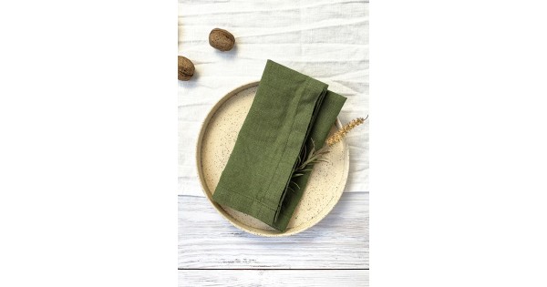 https://www.touchablelinen.com/image/cache/catalog/products/46/Linen-napkins-in-Moss-green-7-600x315.jpg