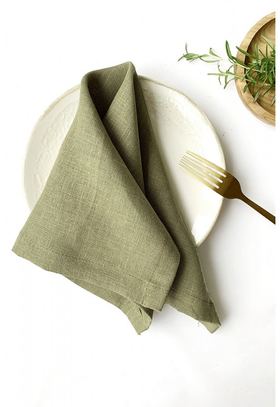 https://www.touchablelinen.com/image/cache/catalog/products/46/Linen-napkins-in-Olive-5-550x800.jpg