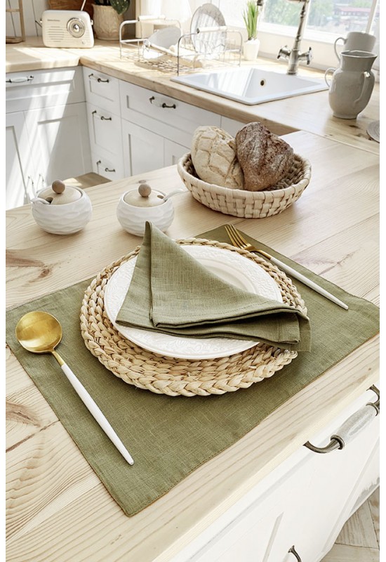 https://www.touchablelinen.com/image/cache/catalog/products/46/Linen-napkins-in-Olive-6-550x800.jpg