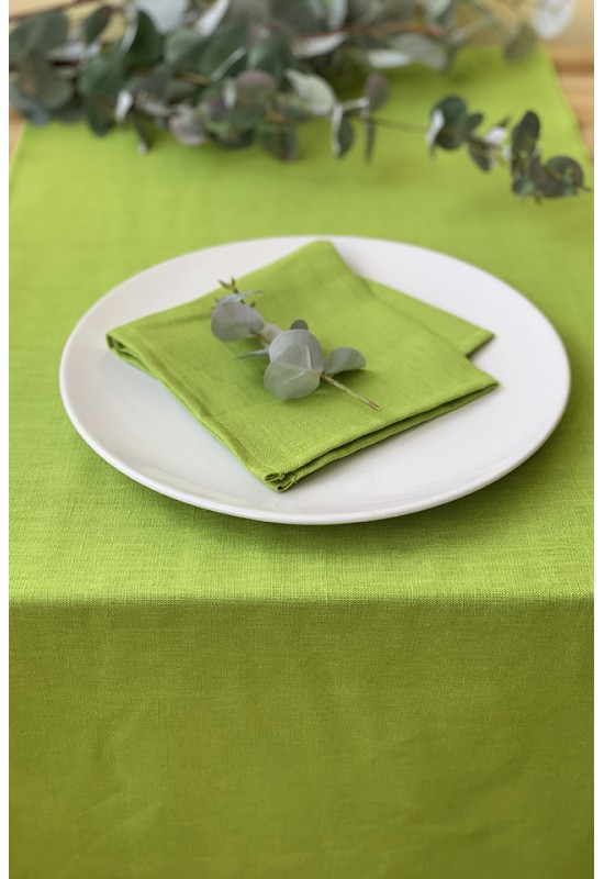 https://www.touchablelinen.com/image/cache/catalog/products/47/Linen-napkins-in-Chartreuse-green-5-550x800.jpg